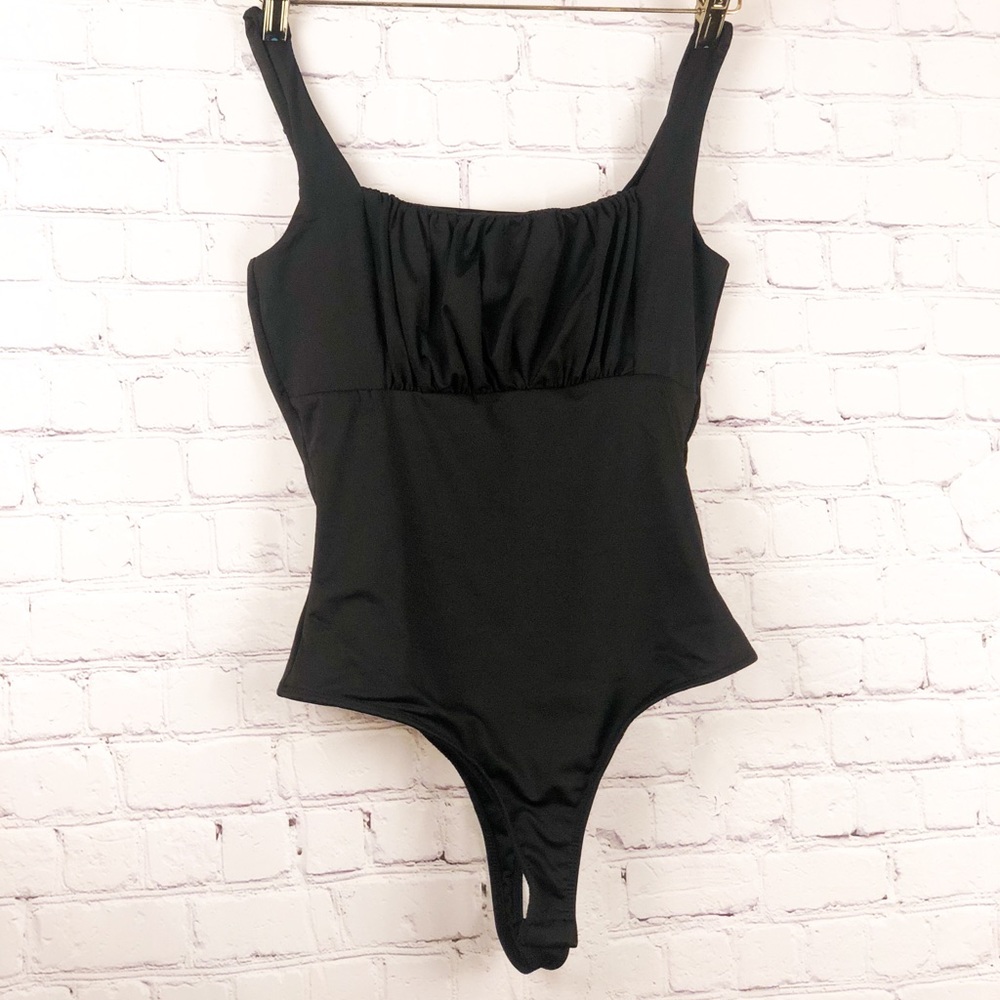 NWT | RUCHED DETAIL KNIT BODYSUIT | Size S & M